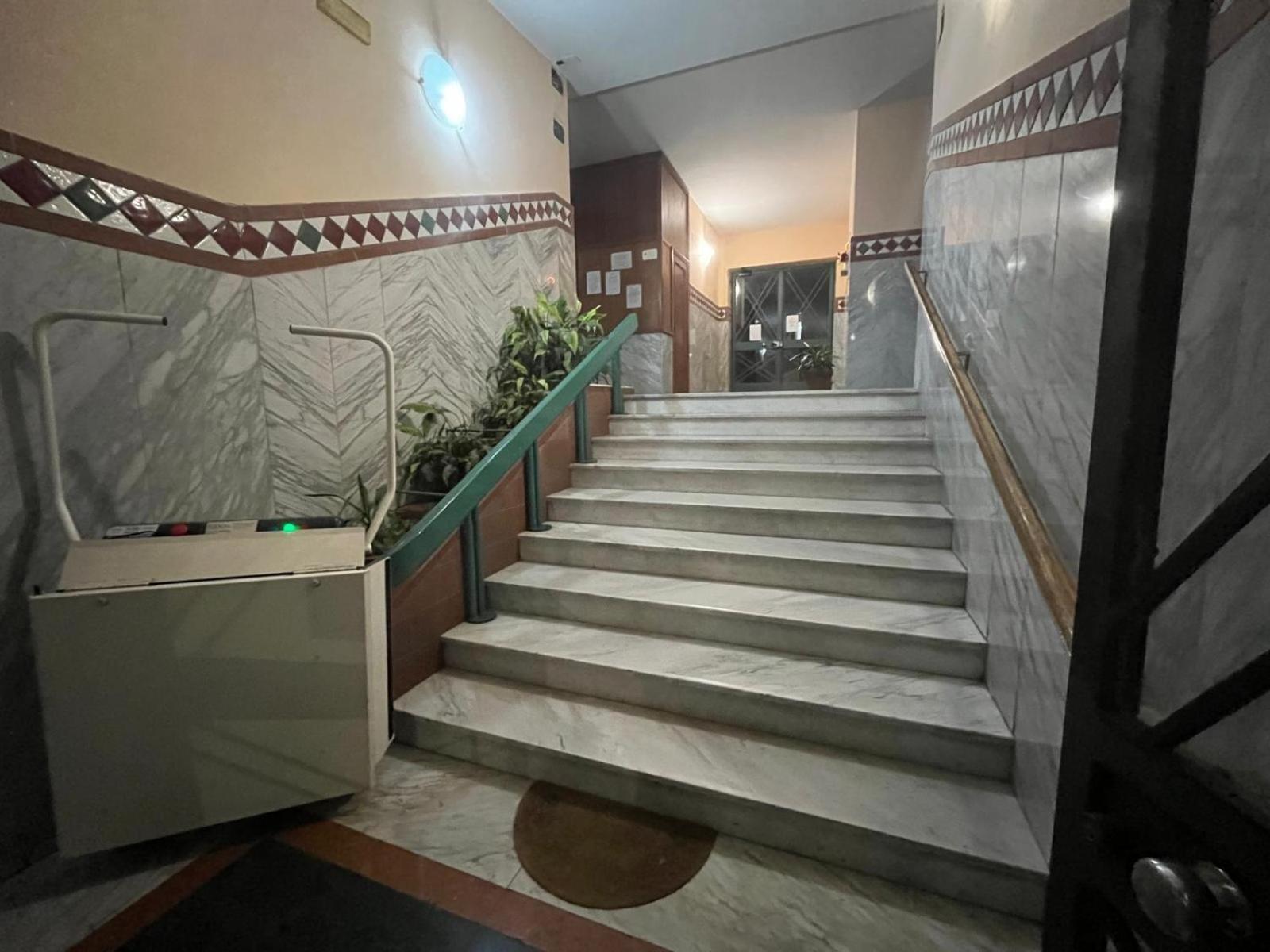 La Casa Di Rebecca Apartment Salerno Exterior photo